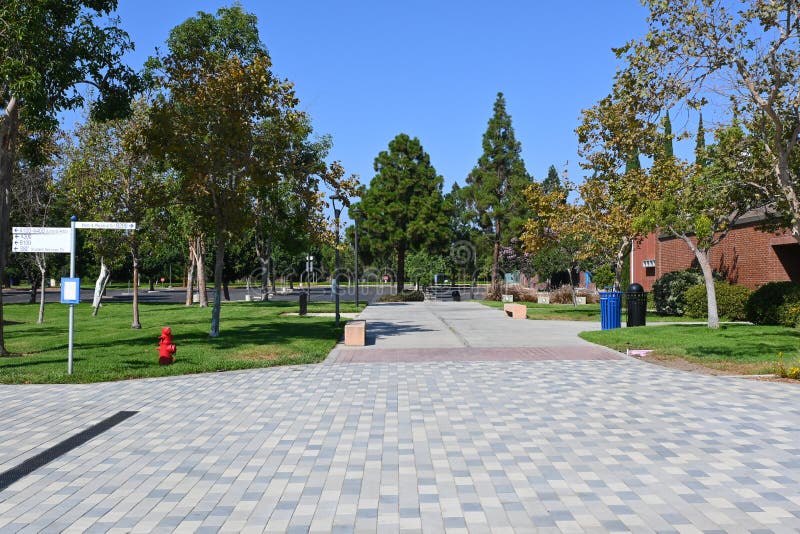 The Ivc Library Irvine Valley College